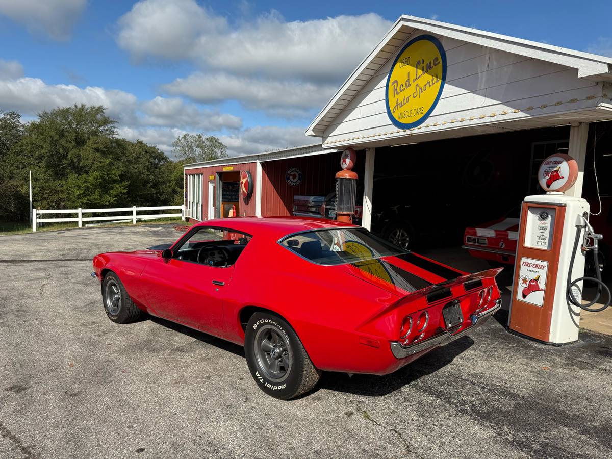 Chevrolet-camaro-1973-red-2