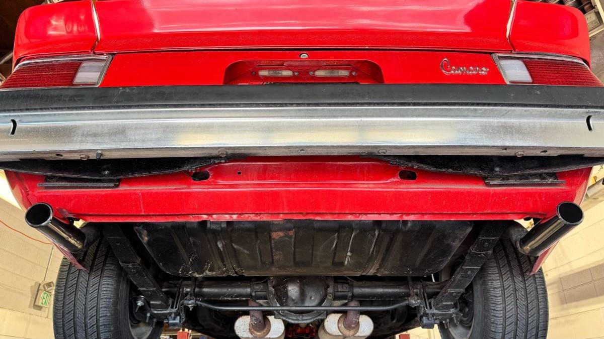Chevrolet-camaro-1974-red-3