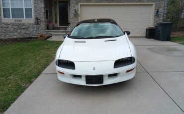 Chevrolet-camaro-1979-white-2