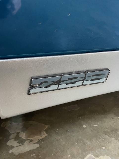 Chevrolet-camaro-1983-blue-11