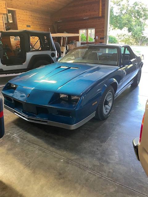 Chevrolet-camaro-1983-blue-2