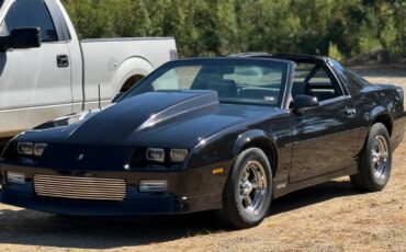 Chevrolet-camaro-1988-black-10