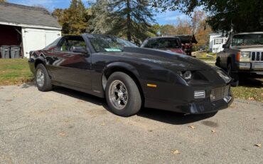 Chevrolet-camaro-1988-black-12