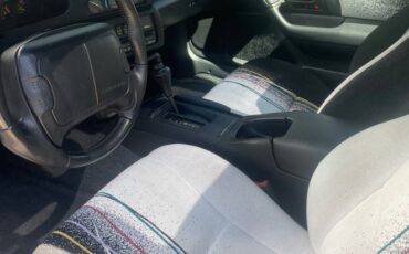 Chevrolet-camaro-1993-3