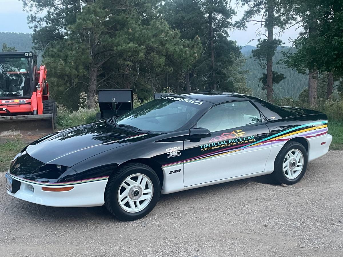 Chevrolet-camaro-1993-6
