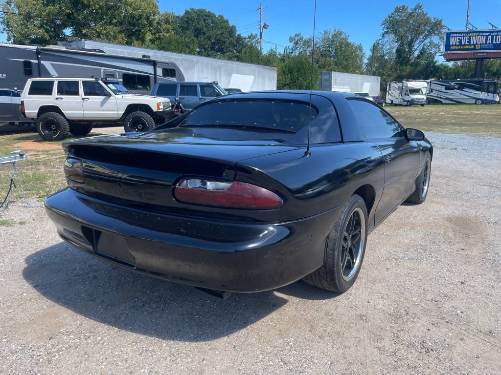 Chevrolet-camaro-1994-black-3