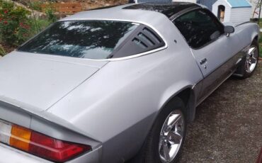 Chevrolet-camaro-coupe-1981-silver-6