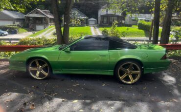 Chevrolet-camaro-iroc-convertible-z28-1988-green-5