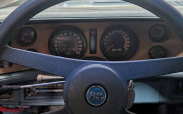 Chevrolet-camaro-lt-1977-9
