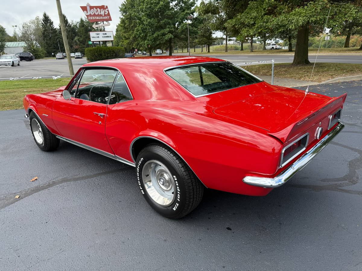 Chevrolet-camaro-rs-1967-red-103