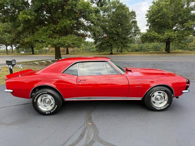Chevrolet-camaro-rs-1967-red-120
