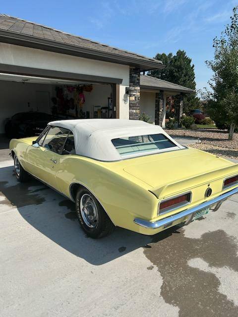Chevrolet-camaro-rs-1967-yellow-20