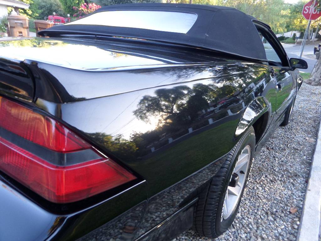 Chevrolet-camaro-rs-1989-black-11