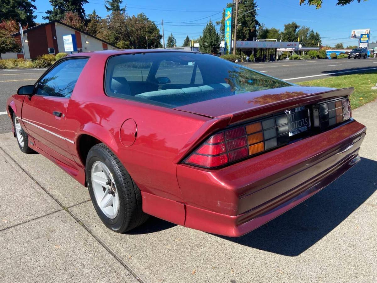 Chevrolet-camaro-rs-2dr-hatchba-1991-2