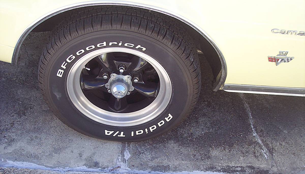 Chevrolet-camaro-rs-convertible-1967-yellow-2