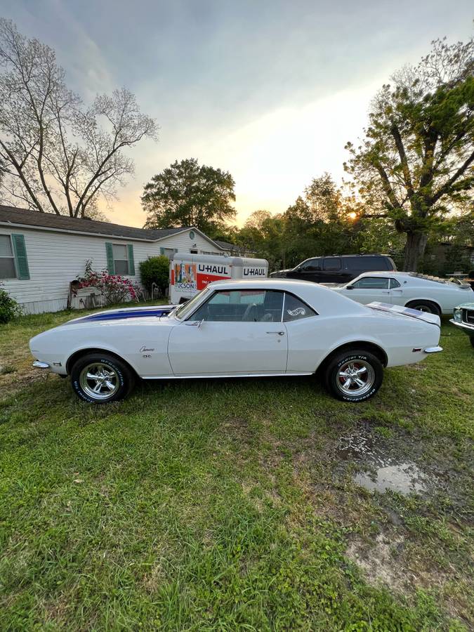 Chevrolet-camaro-ss-1968-white-1