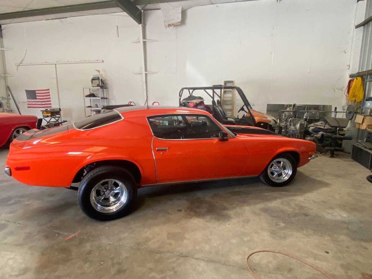 Chevrolet-camaro-ss-1970-orange-3