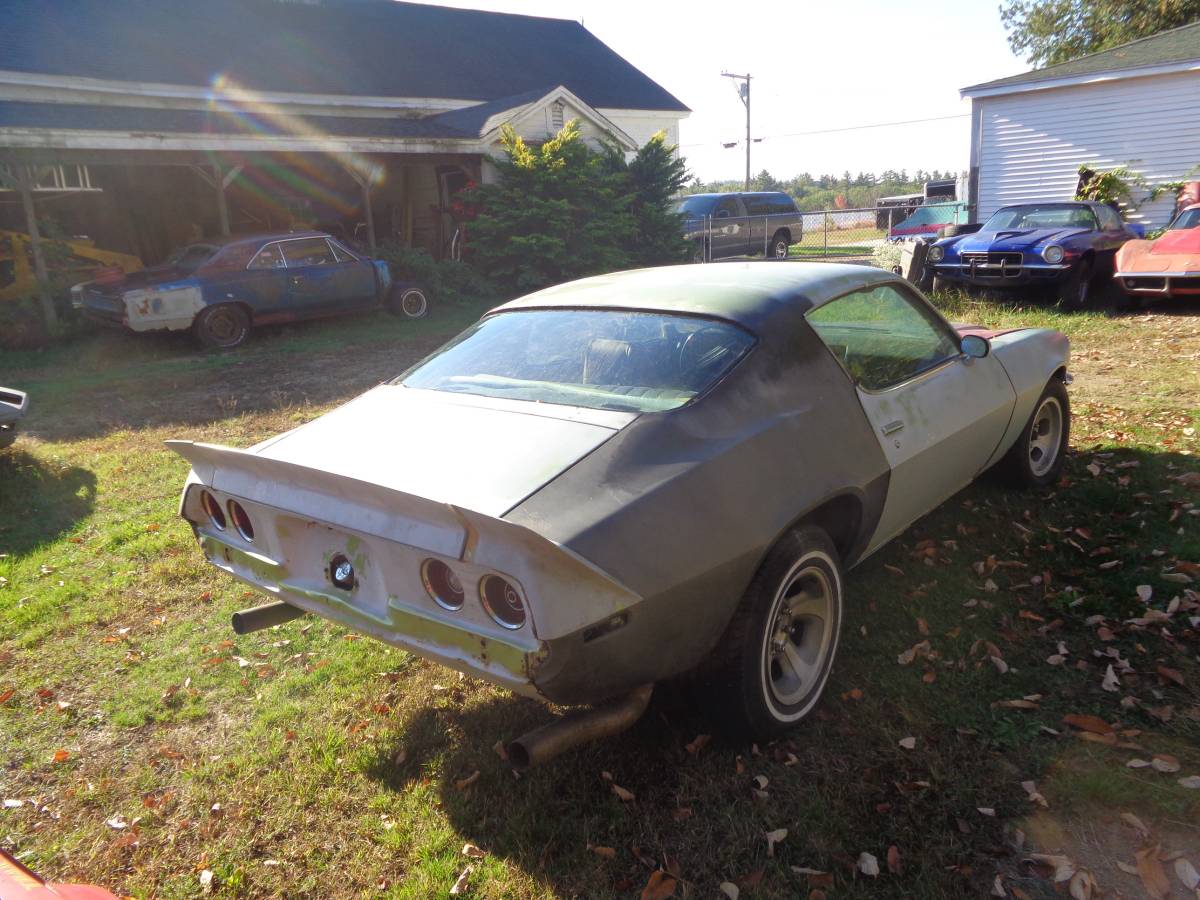Chevrolet-camaro-ss-1972-green-1