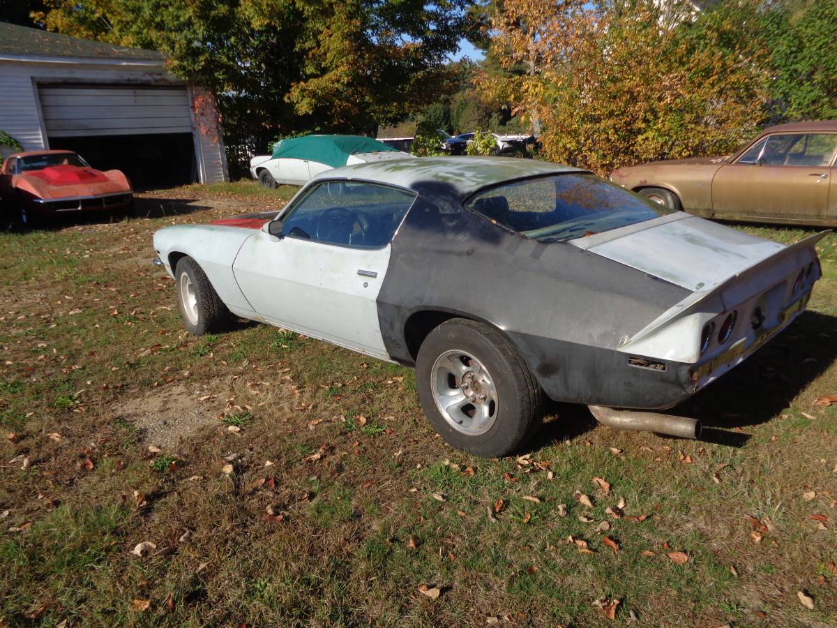 Chevrolet-camaro-ss-1972-green-2