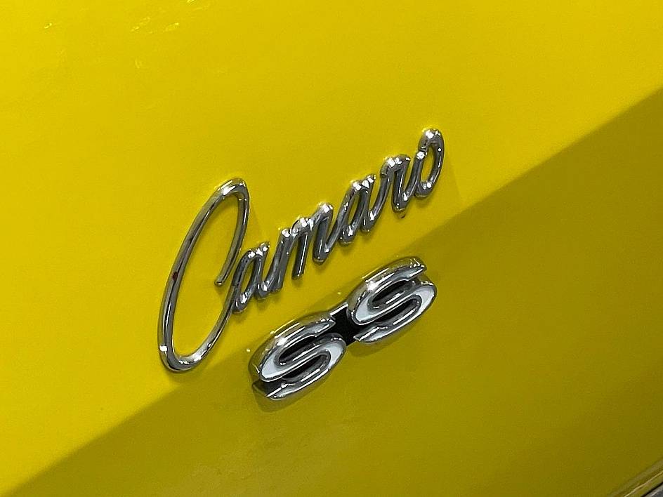 Chevrolet-camaro-ss-gas-coupe-1968-yellow-12