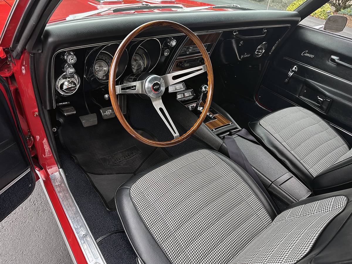Chevrolet-camaro-ss396-1968-red-20
