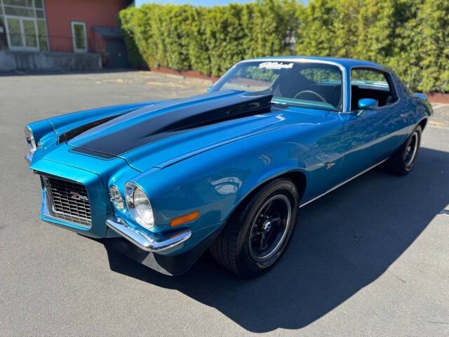 Chevrolet-camaro-z28-1970-blue-10