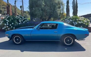 Chevrolet-camaro-z28-1970-blue-16