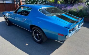 Chevrolet-camaro-z28-1970-blue-18