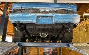 Chevrolet-camaro-z28-1981-blue-19