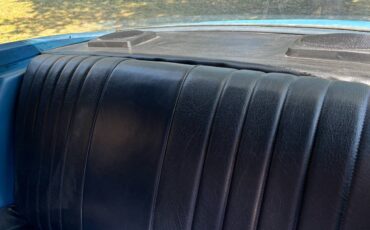 Chevrolet-camaro-z28-1981-blue-9