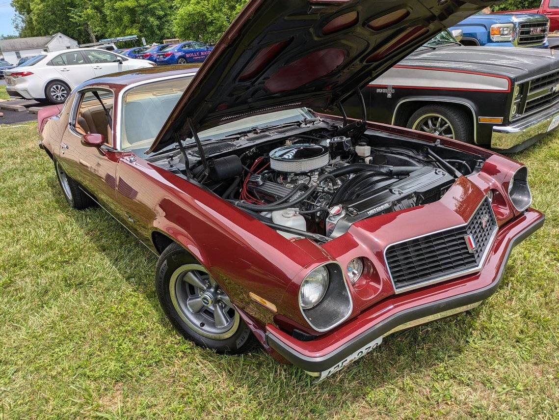 Chevrolet-camaro-z28-lt-1974-custom-2