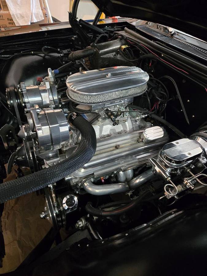 Chevrolet-caprice-1966-black-17