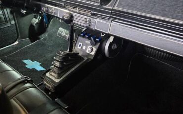 Chevrolet-caprice-1966-black-5