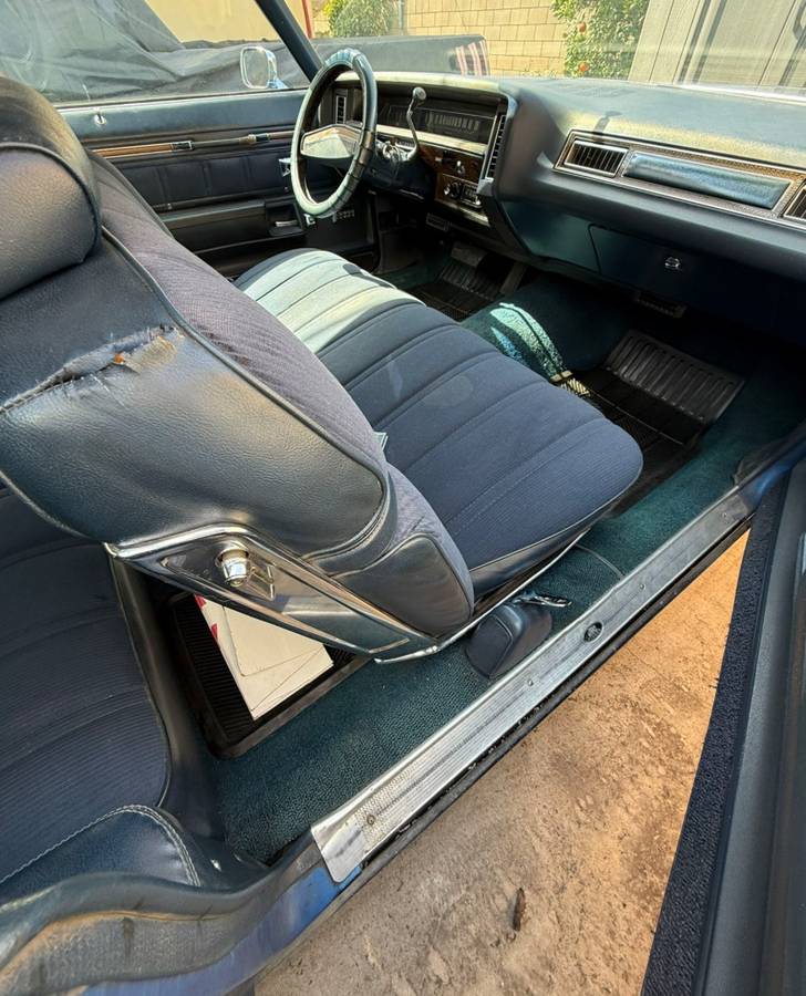 Chevrolet-caprice-1973-blue-4
