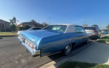 Chevrolet-caprice-1973-blue-7