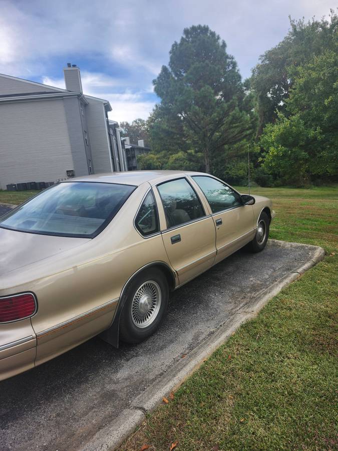 Chevrolet-caprice-1996-1