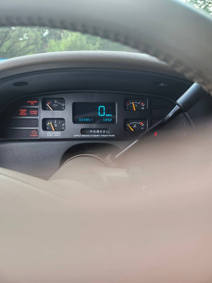 Chevrolet-caprice-1996-7