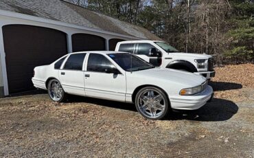Chevrolet-caprice-1996-white-7