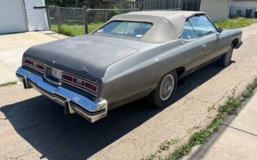 Chevrolet-caprice-classic-1974-2