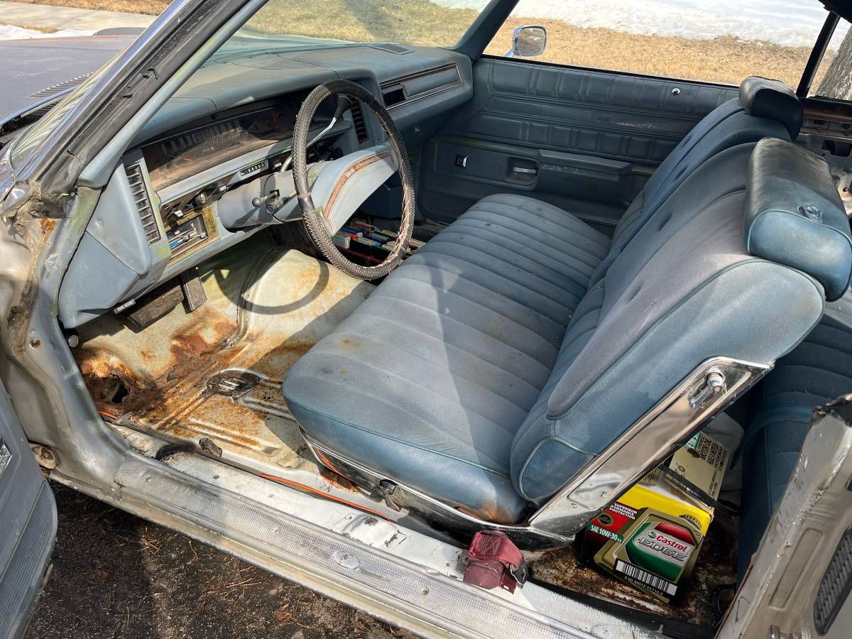 Chevrolet-caprice-classic-1974-5