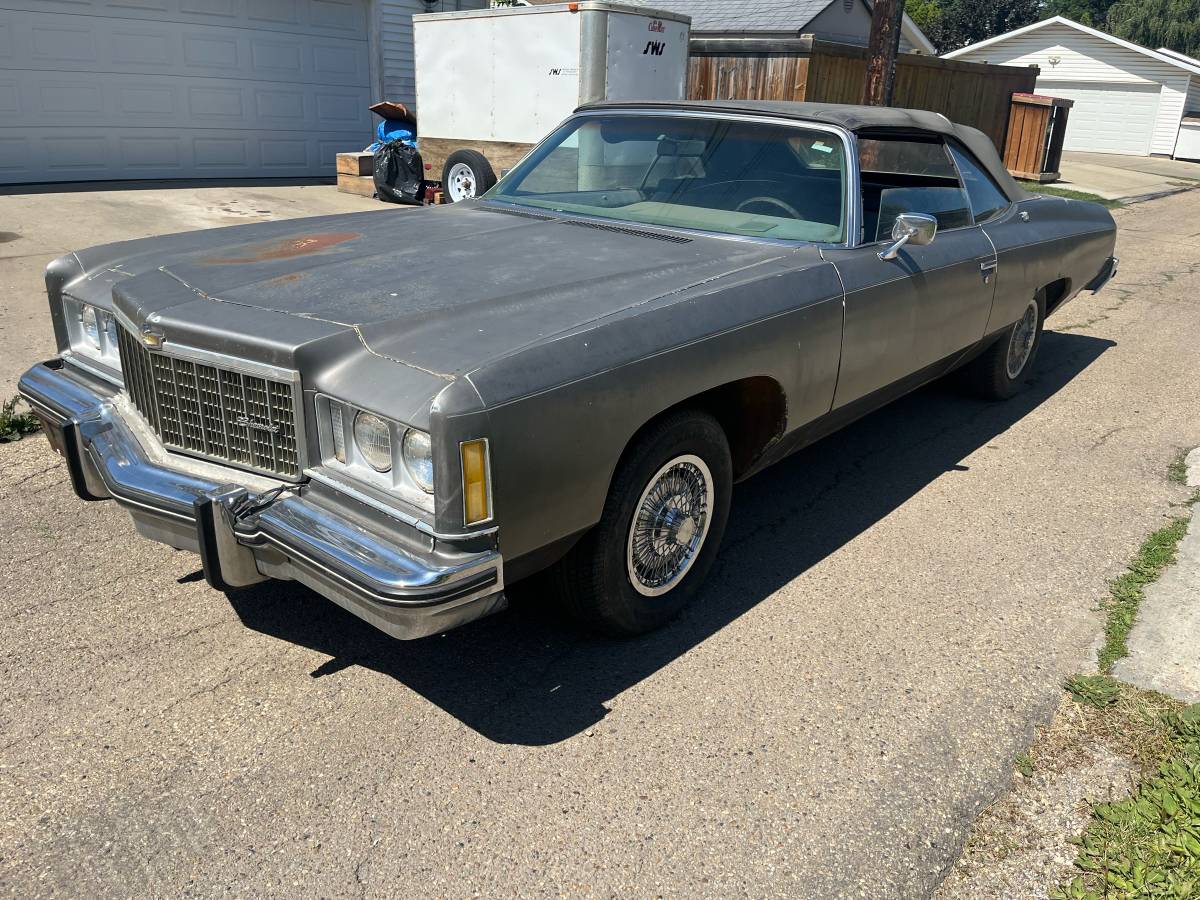 Chevrolet-caprice-classic-1974