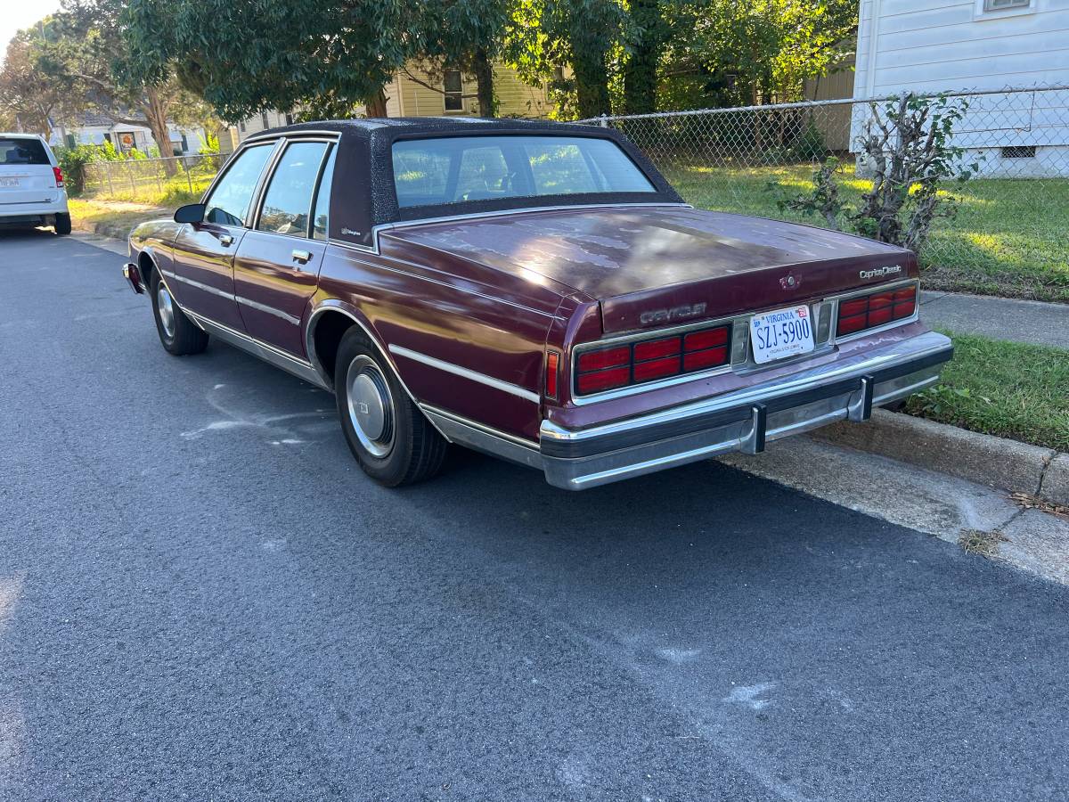 Chevrolet-caprice-classic-1988-5
