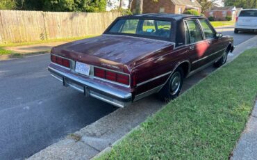 Chevrolet-caprice-classic-1988-6