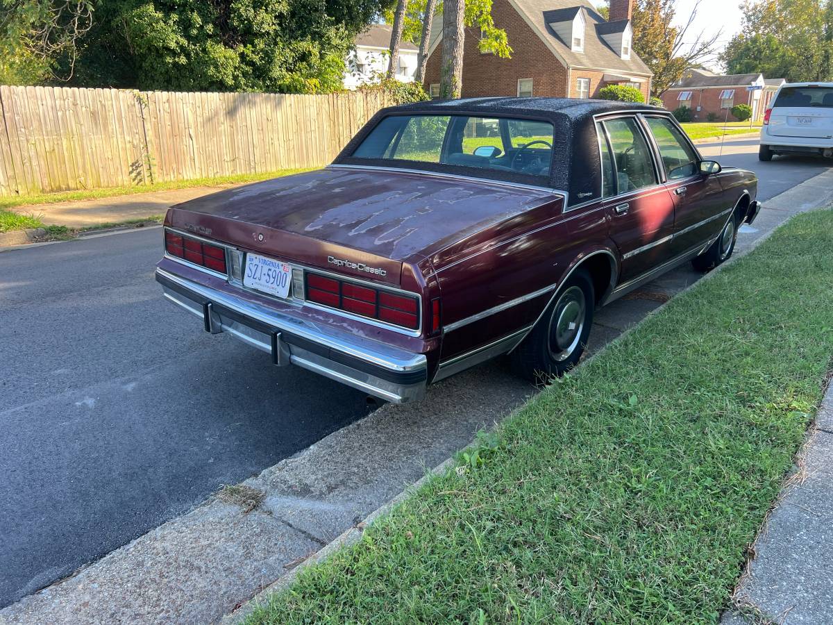 Chevrolet-caprice-classic-1988-6