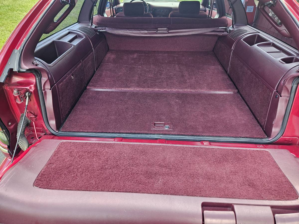 Chevrolet-caprice-classic-wagon-1994-red-17