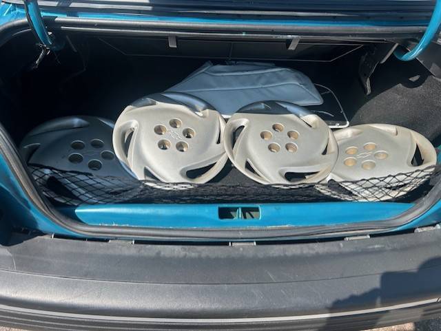 Chevrolet-cavalier-1993-8