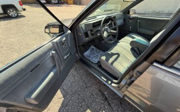 Chevrolet-celebrity-1986-10