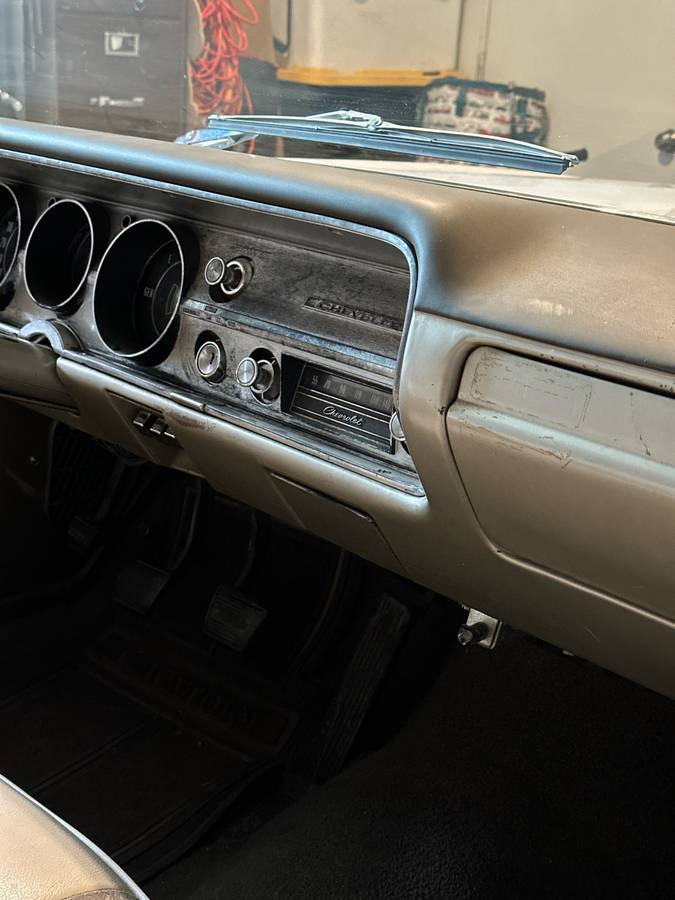 Chevrolet-chevelle-1965-white-10
