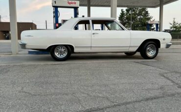 Chevrolet-chevelle-1965-white-12