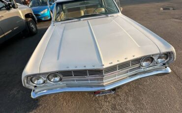 Chevrolet-chevelle-1965-white-15